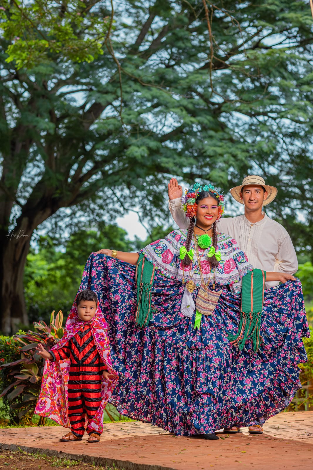 Estudio Folklórico